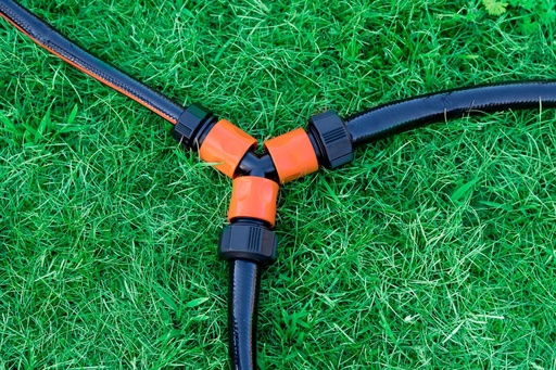 [871125223606] BLACK+DECKER 3 Way Coupling for Garden Hose