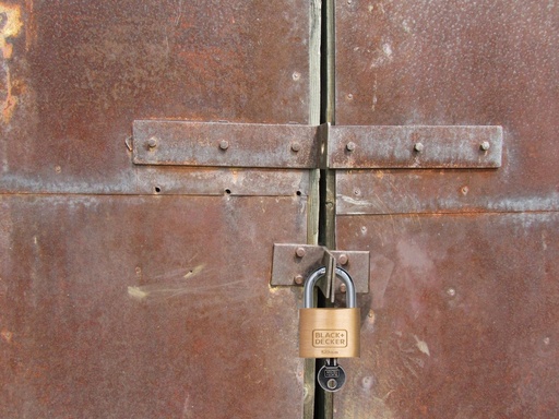 [871125223202] BLACK+DECKER Padlock 50mm Standard Shackle